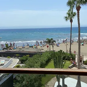 Los Papagayos Apartment